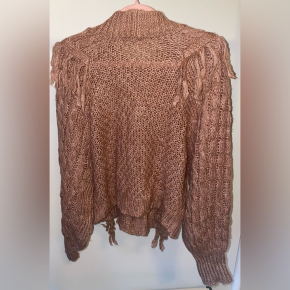 ASOS DESIGN cable sweater with fringe detail - Picture 7 of 7